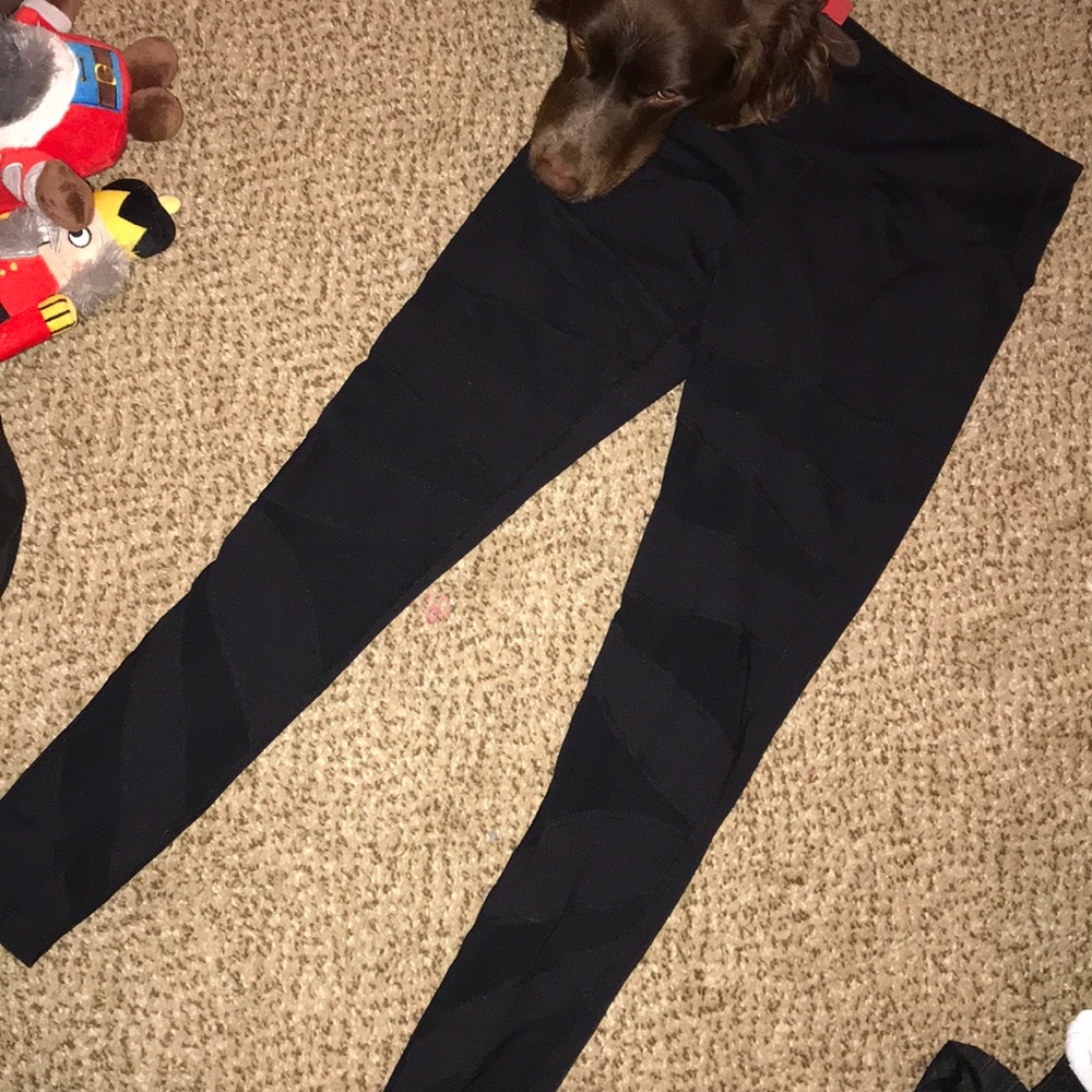 Buffbunny mesh cut out leggings